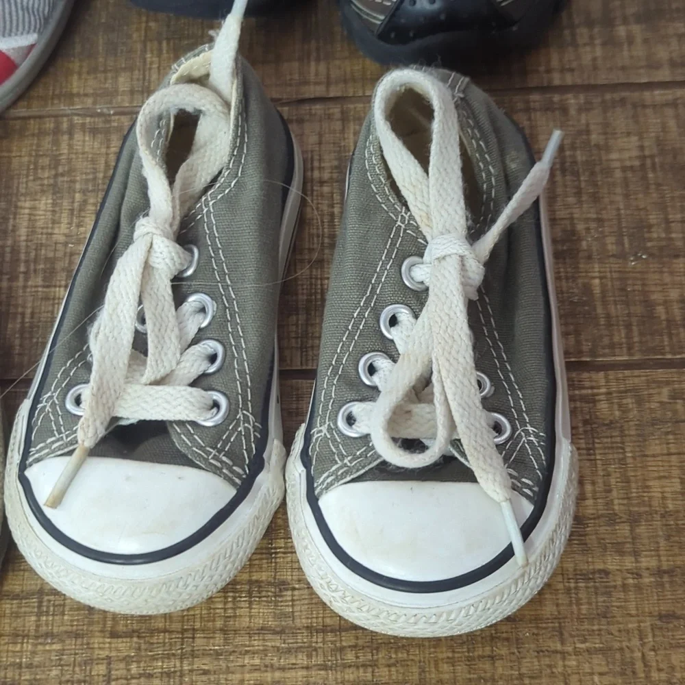 ♥️5/$25 Boy Bundle Of Shoes